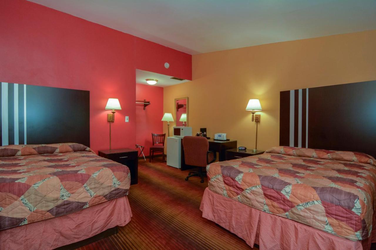 Rodeway Inn Macarthur Airport Ronkonkoma Εξωτερικό φωτογραφία