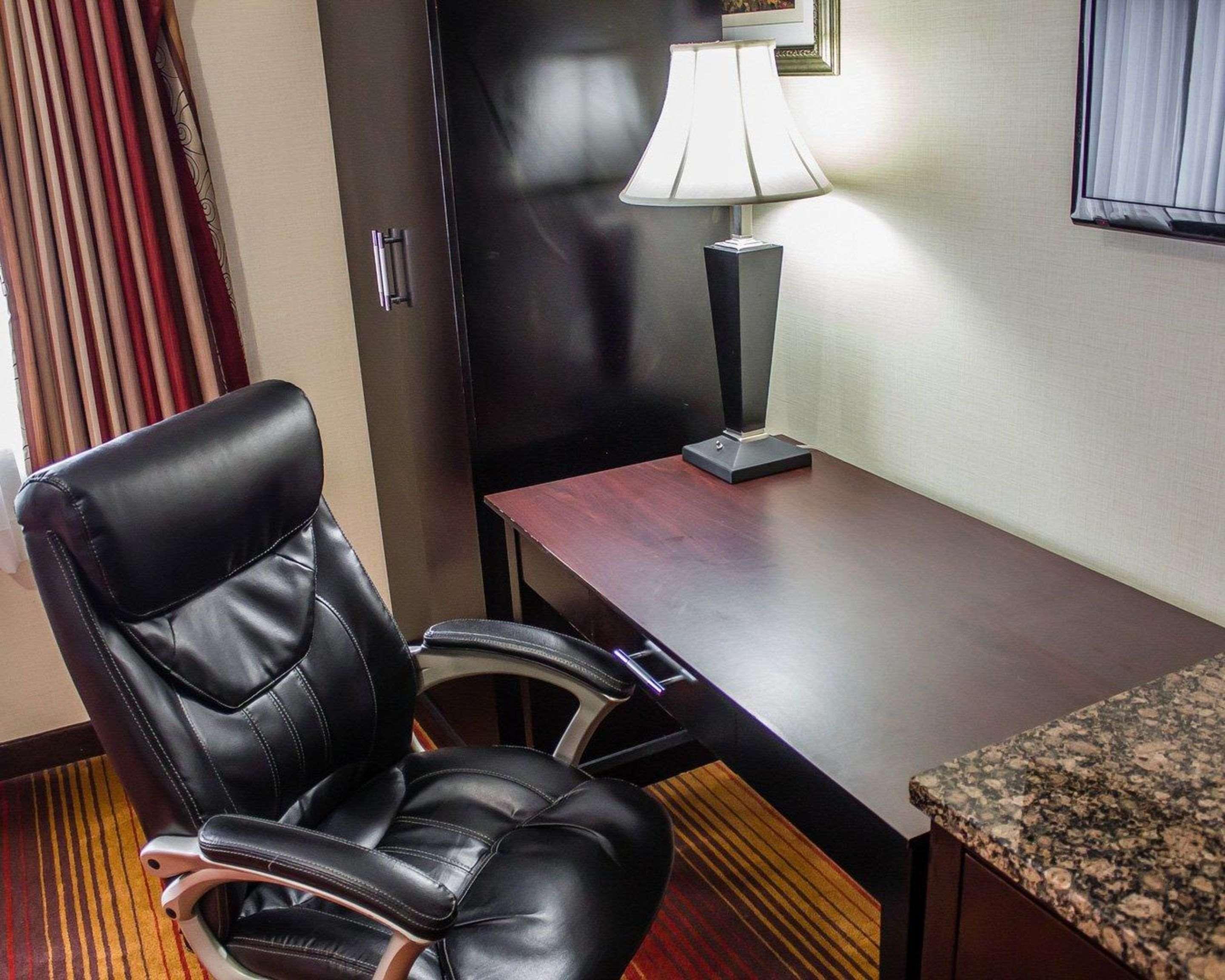 Rodeway Inn Macarthur Airport Ronkonkoma Εξωτερικό φωτογραφία